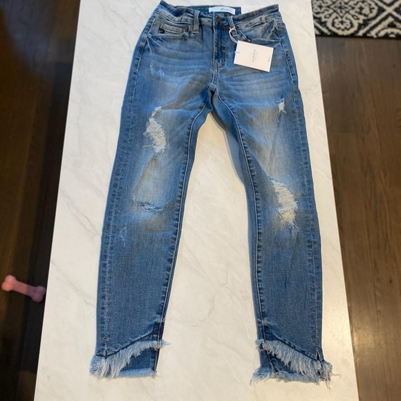 KANCAN Destroyed Double Frayed Hem Jeans - Picture 4 of 6